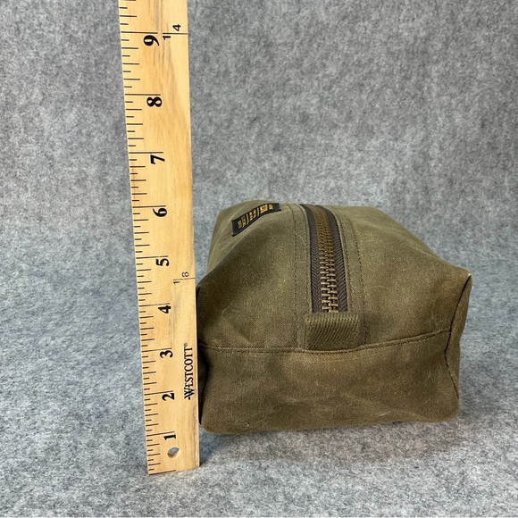 Filson Olive Canvas Toiletry Bag - Picture 7 of 10
